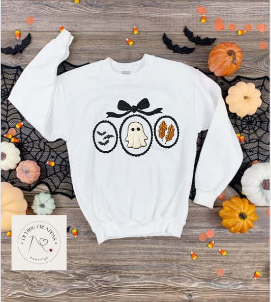Spooky embroidered frame Sweatshirt