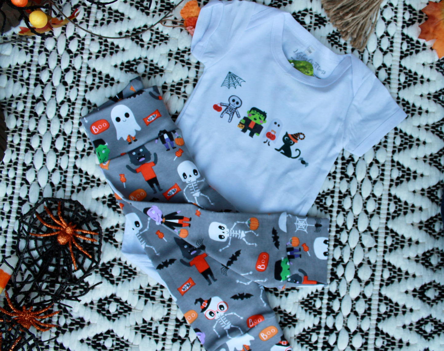 Halloween Friends baby set